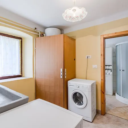 House Pod Ledinco Dom wakacyjny