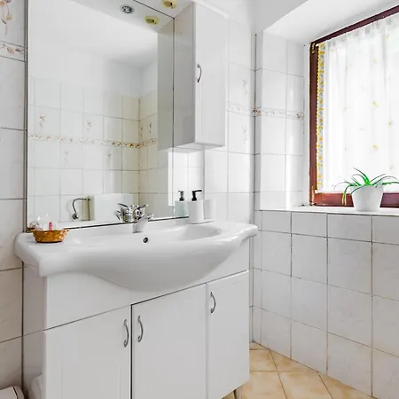 House Pod Ledinco Dom wakacyjny