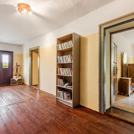 Dom wakacyjny House Pod Ledinco Most na Soči