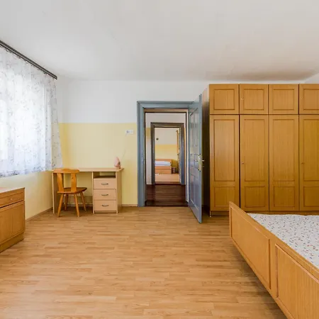 House Pod Ledinco Dom wakacyjny
