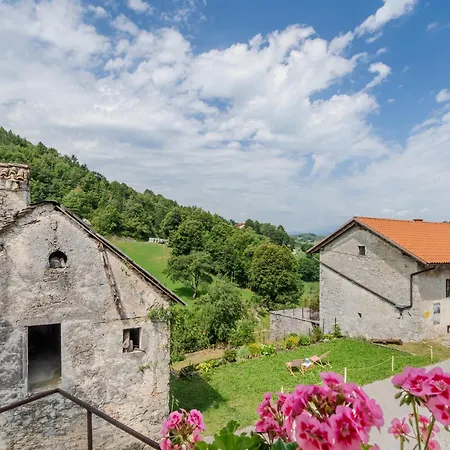 House Pod Ledinco * Most na Soči